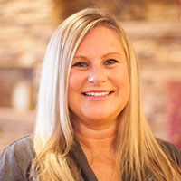 Head shot of administrative assistant Tami